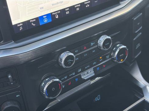 Used 2025 Ford F250 Lariat w/ Black Appearance Package AWD/4WD image 25