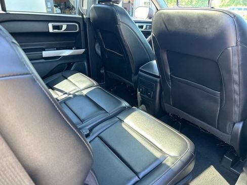 Used 2023 Ford Explorer XLT w/ Equipment Group 202A AWD/4WD image 12
