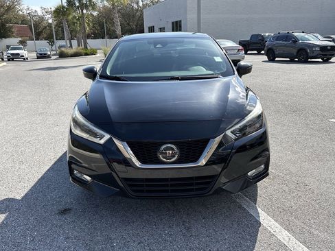 Used 2020 Nissan Versa SR image 10