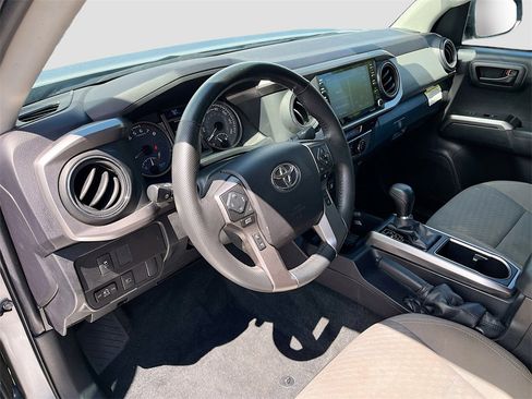 Used 2023 Toyota Tacoma SR5 w/ Technology Package image 9