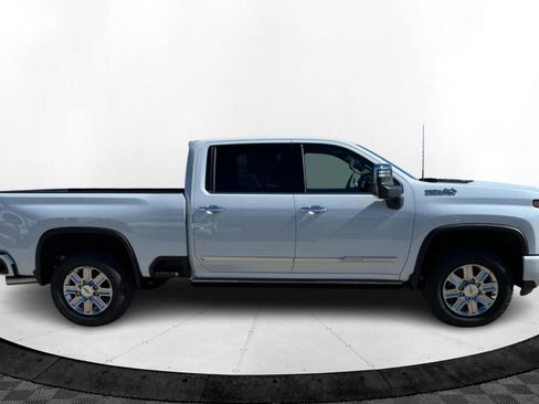 New 2026 Chevrolet Silverado 2500 High Country w/ High Country Premium Package image 7