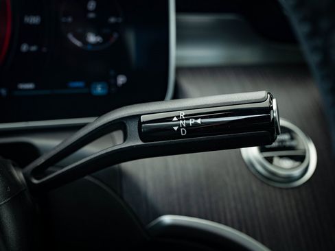 Certified 2025 Mercedes-Benz C 300 4MATIC Sedan image 30