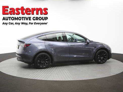 Used 2021 Tesla Model Y Long Range AWD/4WD image 38