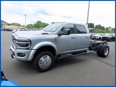 New 2026 RAM 5500 4x4 Crew Cab w/ Laramie Trim Package