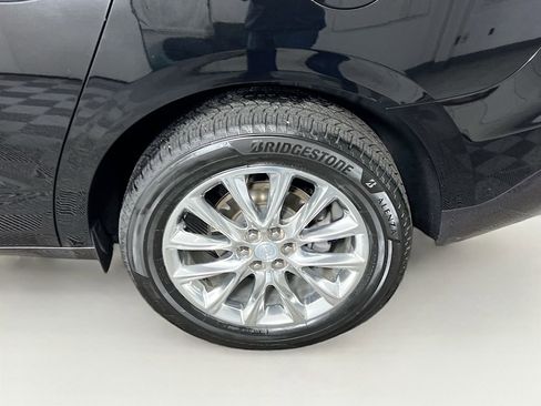 Certified 2021 Buick Enclave Premium w/ Sun and Sites Package image 28