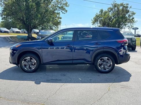 Certified 2024 Nissan Rogue SV FWD image 6