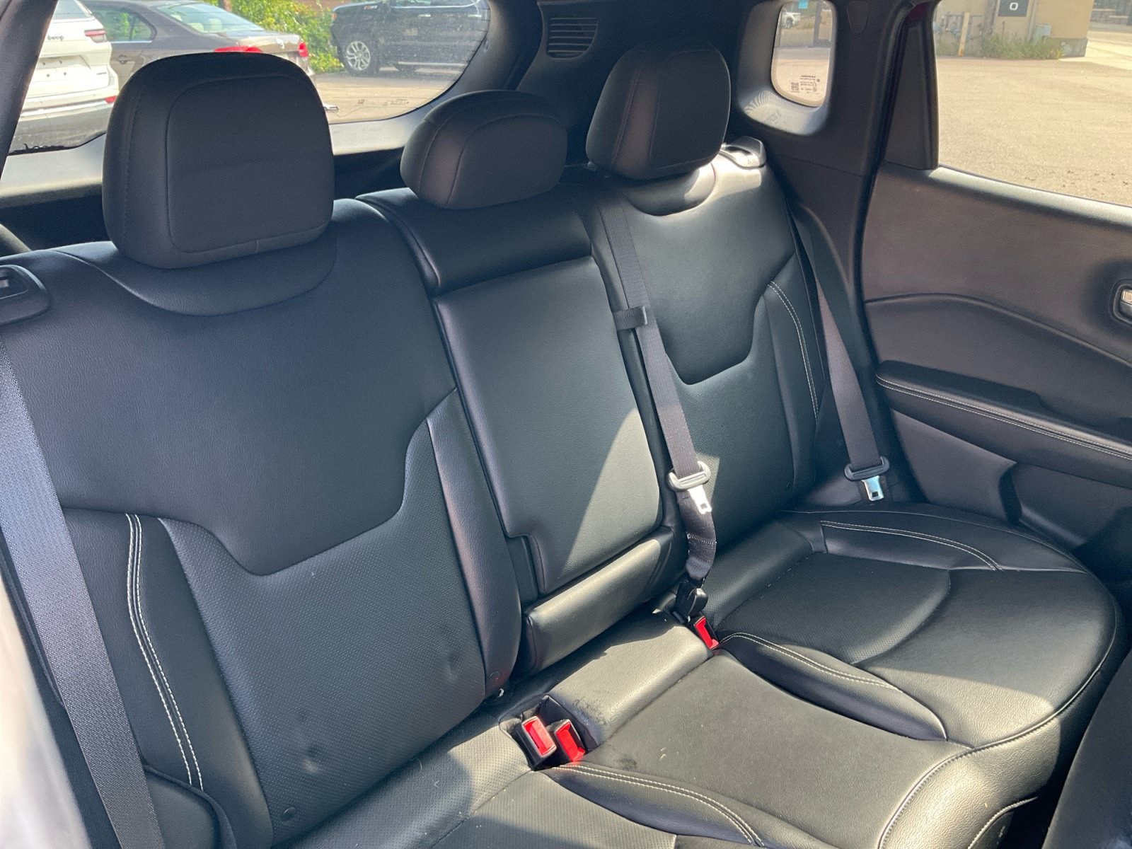 Used 2021 Jeep Compass Latitude w/ Sun and Sound Group AWD/4WD image 19