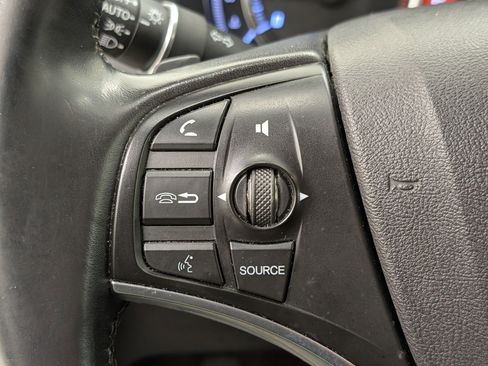 Used 2017 Acura MDX SH-AWD w/ Tech & Entertainment image 19