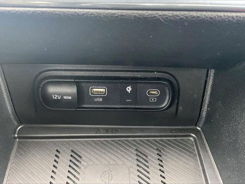 Used 2023 Kia Sportage EX image 18