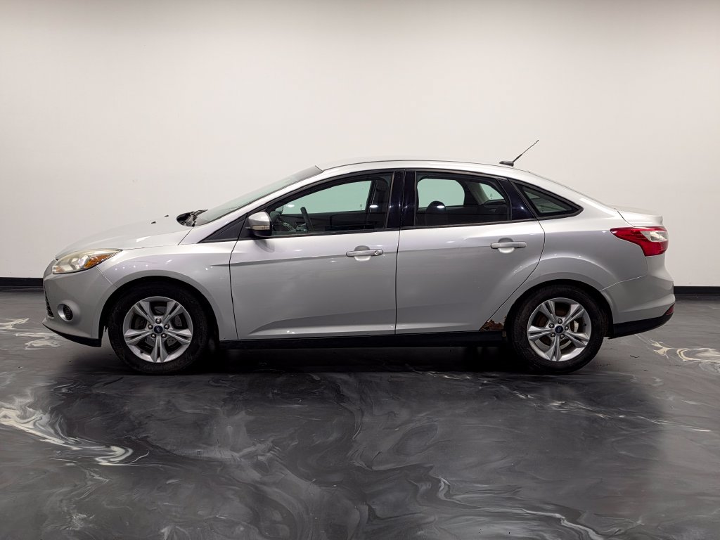 Used 2014 Ford Focus SE w/ Interior Protection Package FWD image 21