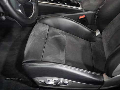 Used 2016 Porsche Cayman GT4 RWD image 70