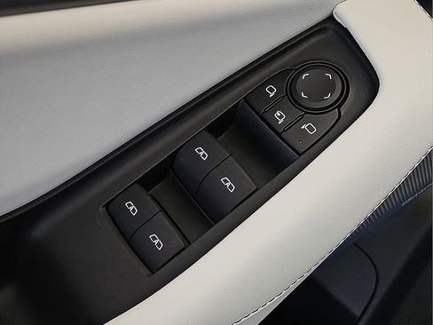 Used 2024 Acura ZDX Type S image 17