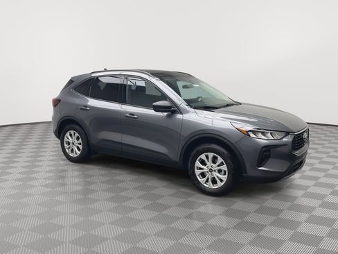 New 2025 Ford Escape Active w/ Tech Pack #1 AWD/4WD image 38