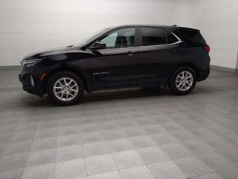 Used 2024 Chevrolet Equinox LT FWD image 2