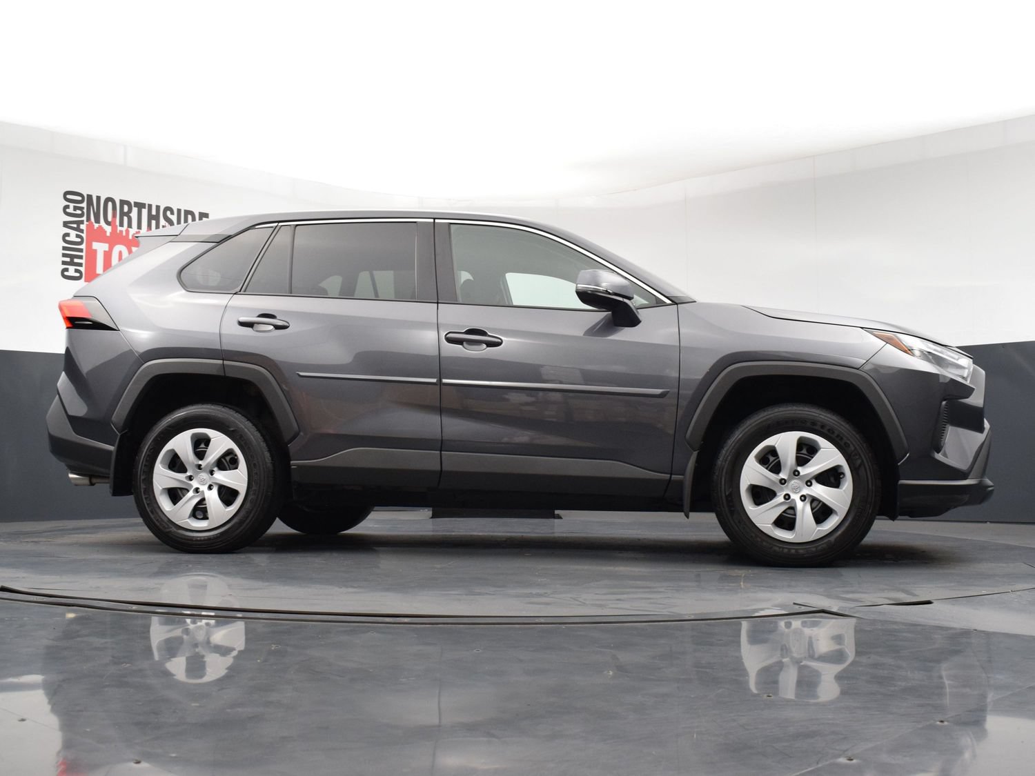 Used 2023 Toyota RAV4 LE AWD/4WD image 28