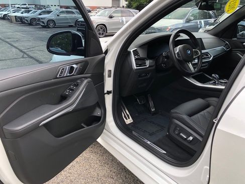 Used 2023 BMW X5 xDrive45e w/ Executive Package image 12