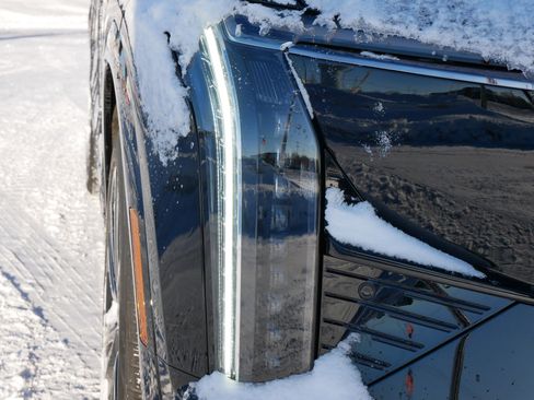 New 2026 Cadillac Optiq Sport 2 image 14