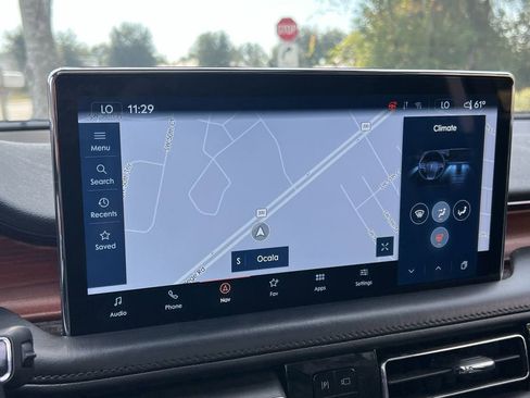 Used 2022 Lincoln Nautilus Reserve image 18