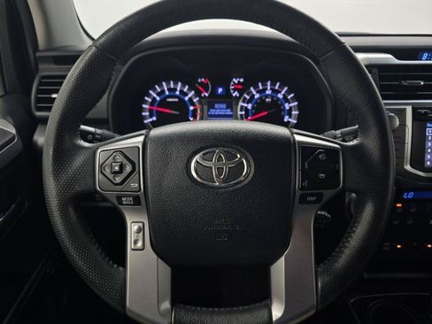 Used 2018 Toyota 4Runner Limited AWD/4WD image 23