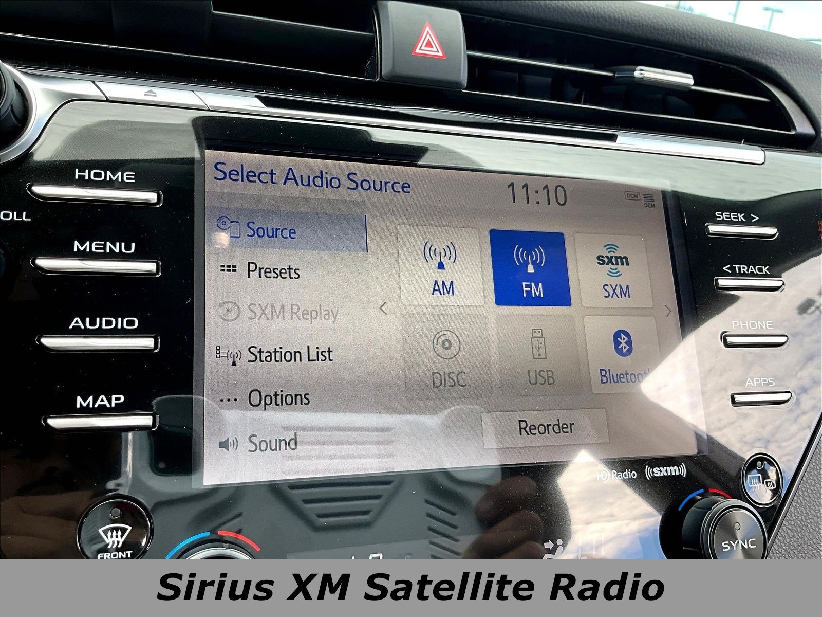 Used 2020 Toyota Camry SE w/ Sunroof Package FWD image 39