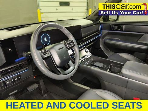 Used 2025 Hyundai Santa Fe Calligraphy FWD image 11