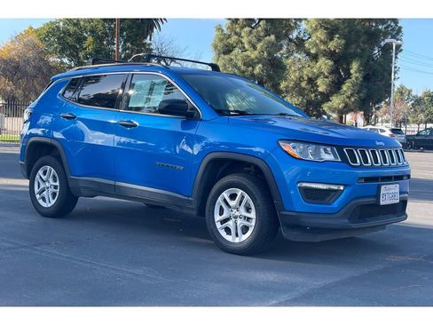 Used 2021 Jeep Compass Sport image 8