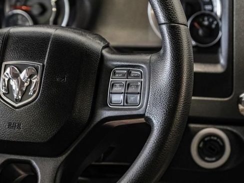 Used 2015 RAM 1500 Express AWD/4WD image 23