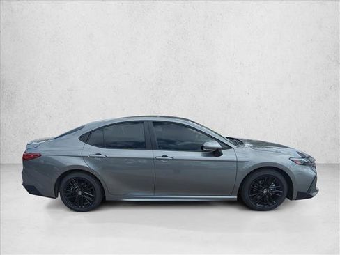 New 2026 Toyota Camry SE FWD image 4
