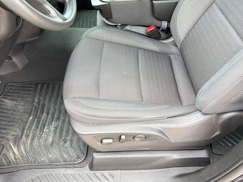 Used 2023 Chevrolet Silverado 1500 Custom RWD image 12