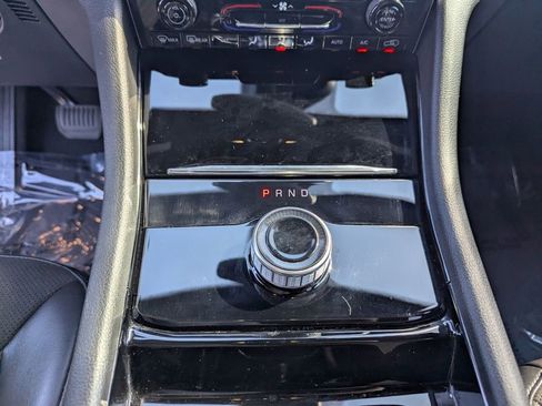 Used 2023 Jeep Grand Cherokee Altitude image 25