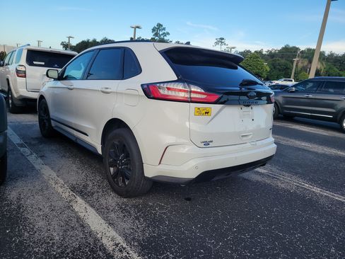 Used 2024 Ford Edge SE w/ Black Appearance Package AWD/4WD image 5