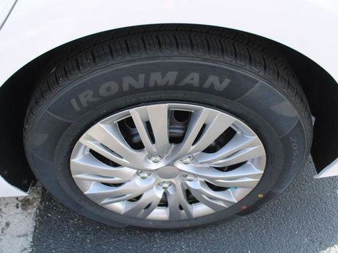 Certified 2024 Toyota Camry LE FWD image 7