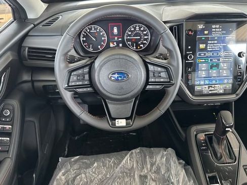 Used 2025 Subaru Crosstrek 2.5i Limited w/ Crosstrek Mirror Package AWD/4WD image 11