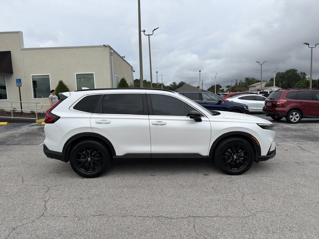 Used 2025 Honda CR-V Sport-L image 3