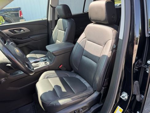Used 2020 Chevrolet Traverse Premier w/ Redline Edition AWD/4WD image 22