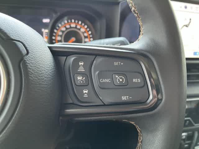 Used 2024 Jeep Gladiator Sport AWD/4WD image 21