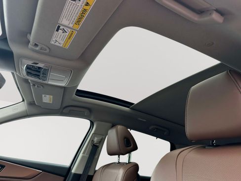 Used 2024 Acura MDX SH-AWD w/ Technology Package image 8