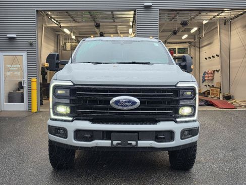 Used 2026 Ford F350 Platinum w/ Tremor Off-Road Package AWD/4WD image 9