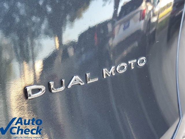 Used 2022 Tesla Model Y Long Range AWD/4WD image 8