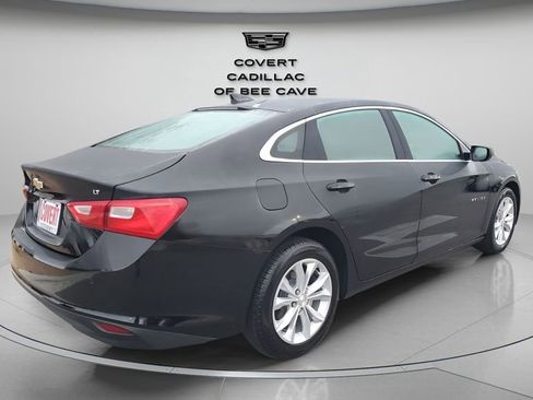 Used 2025 Chevrolet Malibu LT image 9
