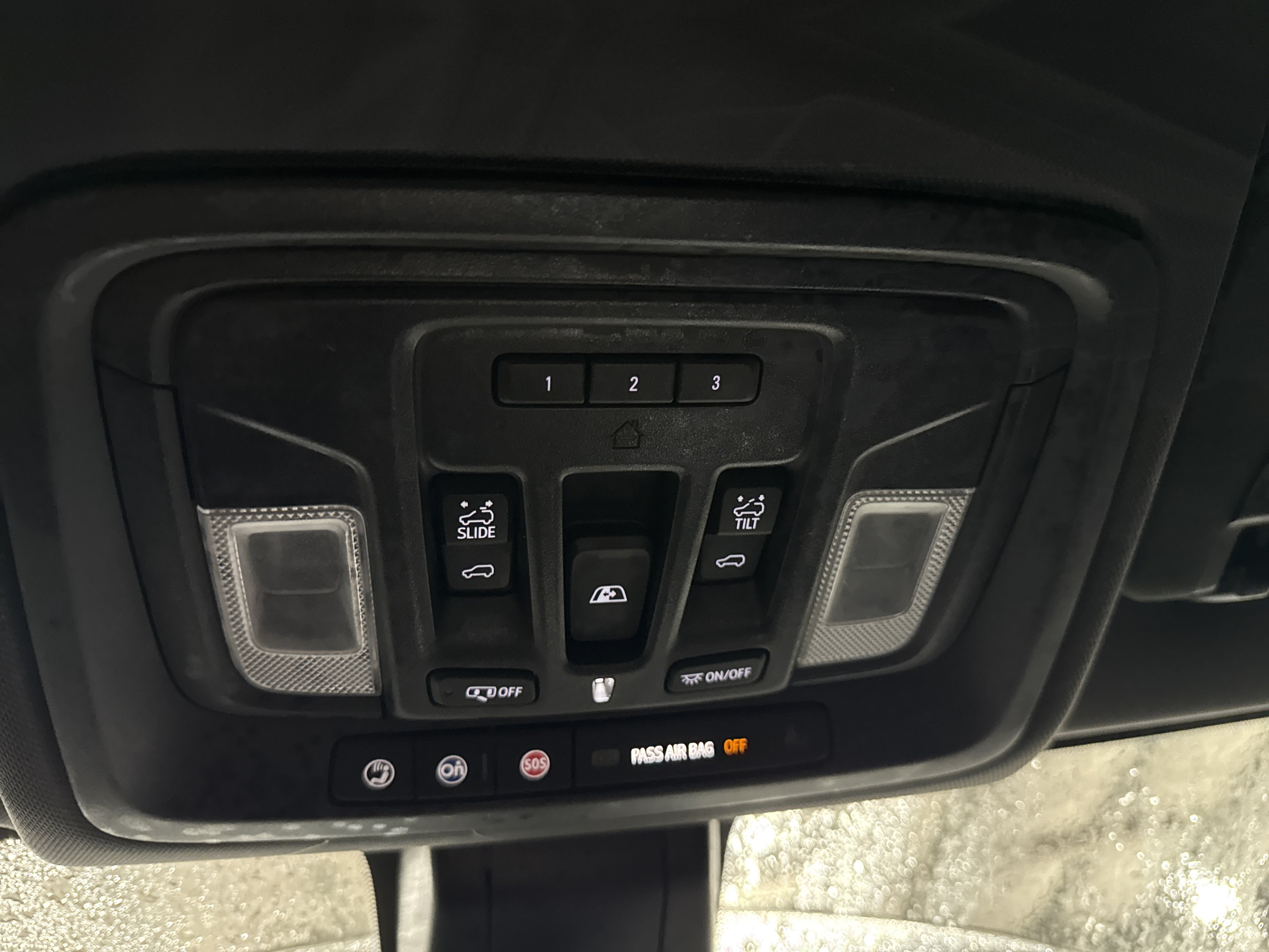 Used 2020 Chevrolet Silverado 2500 High Country w/ Z71 Off-Road Package AWD/4WD image 12
