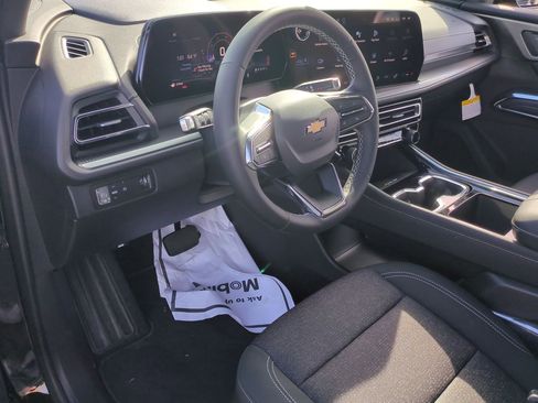 New 2026 Chevrolet Traverse LT image 10