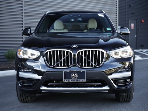 Used 2021 BMW X3 xDrive30i w/ Premium Package image 13
