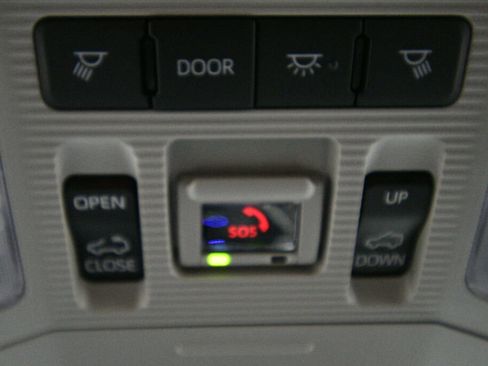 Certified 2022 Toyota RAV4 XLE image 18