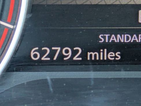 Used 2023 Nissan Rogue SV image 30