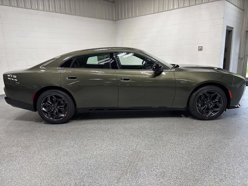 New 2026 Dodge Charger R/T w/ Driver Convenience Group AWD/4WD image 8