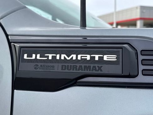 Used 2024 GMC Sierra 2500 Denali Ultimate image 12