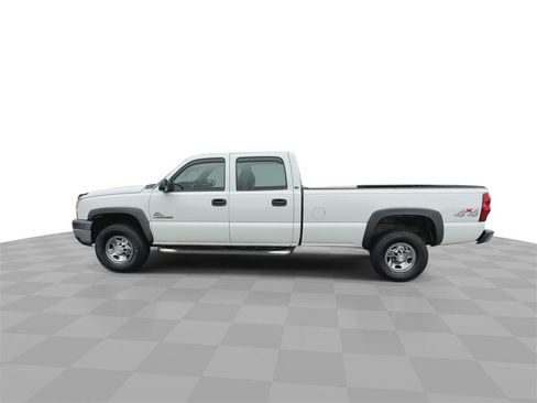 Used 2006 Chevrolet Silverado 2500 LS w/ Skid Plate Package image 6