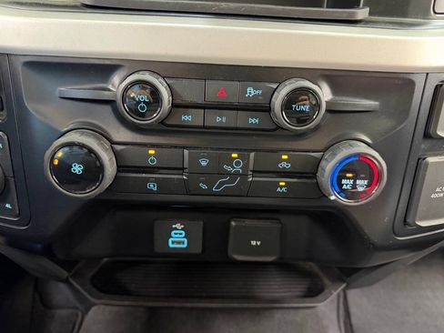 Used 2025 Ford F250 XLT AWD/4WD image 26