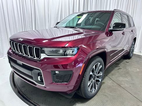 New 2025 Jeep Grand Cherokee L Overland w/ Luxury Tech Group IV AWD/4WD image 28